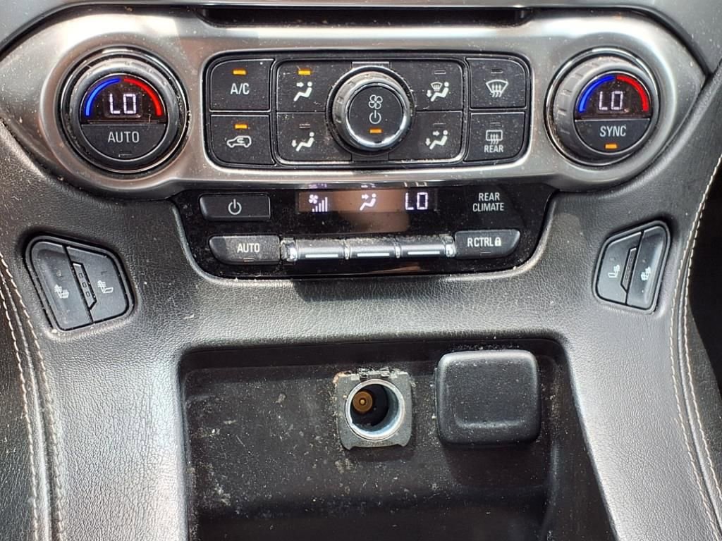 Used 2019 Chevrolet Suburban LT image 20