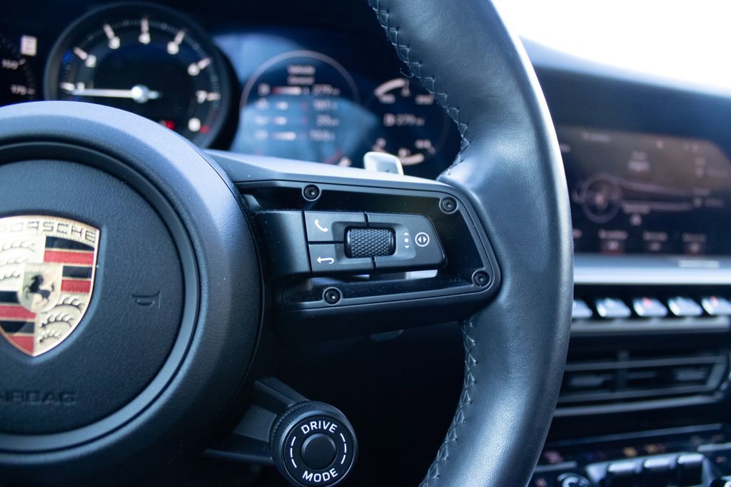 Used 2020 Porsche 911 Carrera image 13