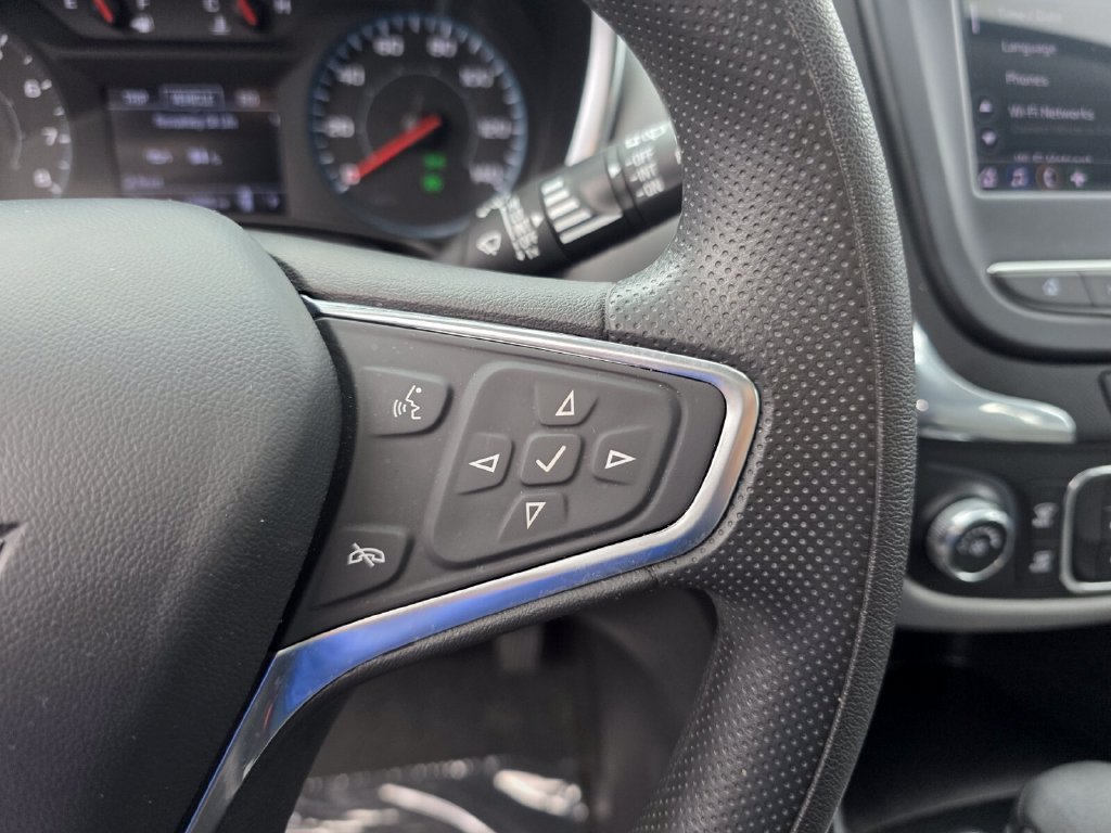 Used 2023 Chevrolet Equinox LS w/ Driver Confidence II Package FWD image 19