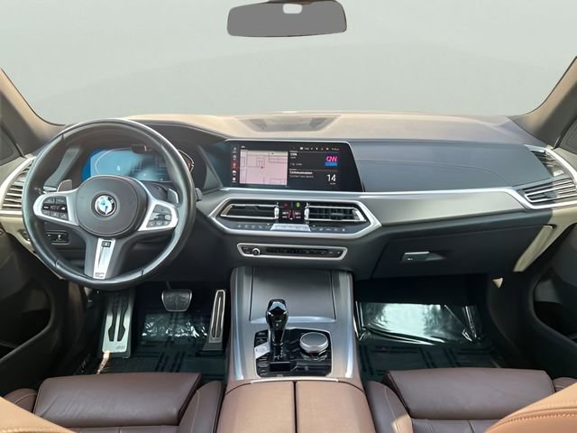 Certified 2022 BMW X5 xDrive40i w/ M Sport Package image 12