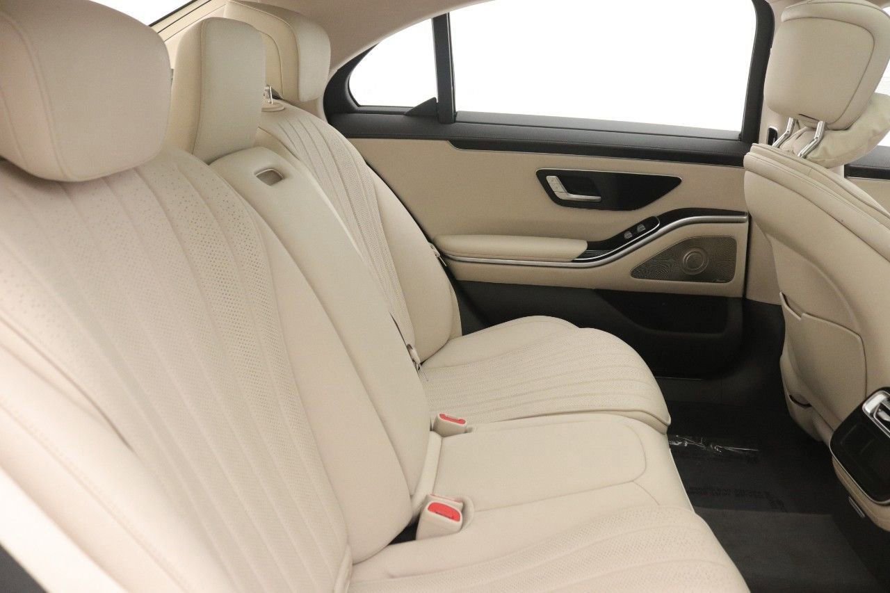Certified 2023 Mercedes-Benz S 580 4MATIC Sedan image 32