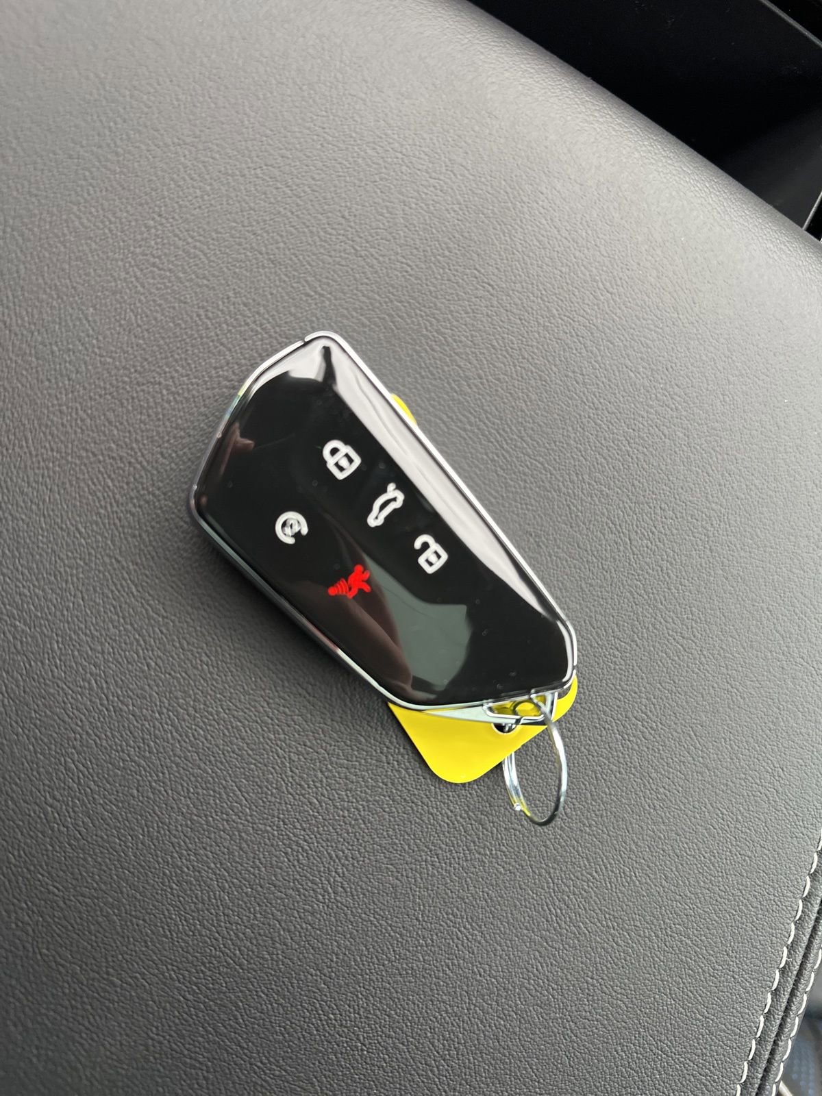 New 2026 Volkswagen Atlas Cross Sport SEL Premium R-Line image 59