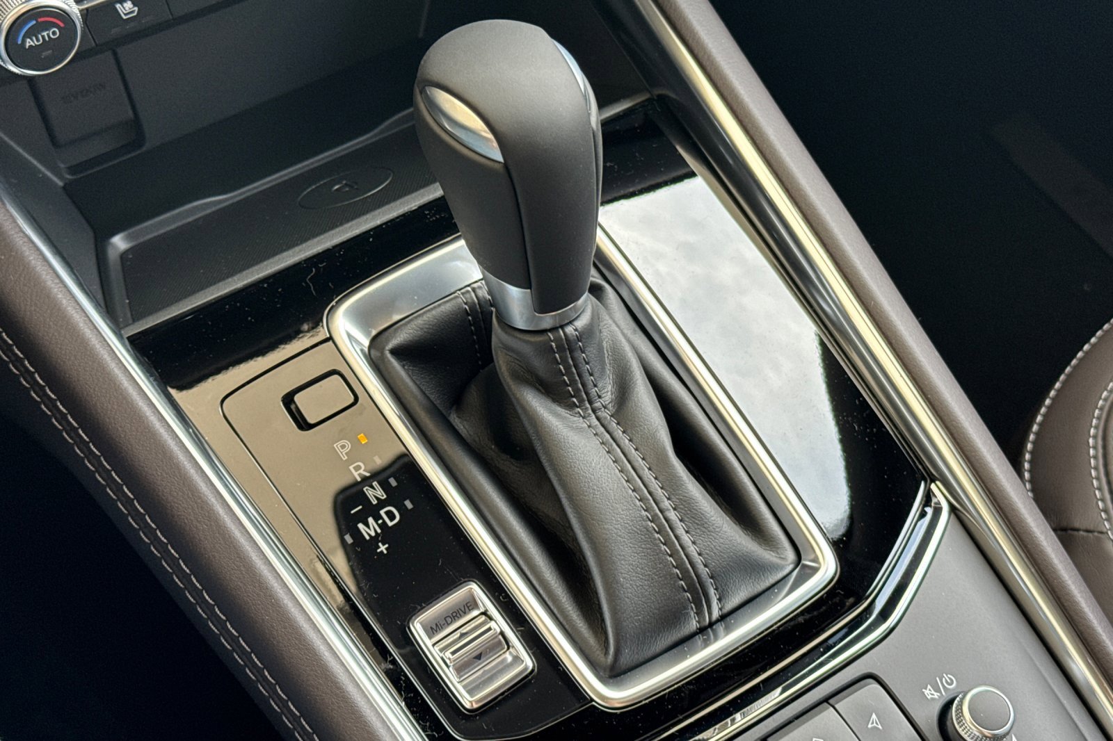 New 2025 MAZDA CX-5 Signature image 24