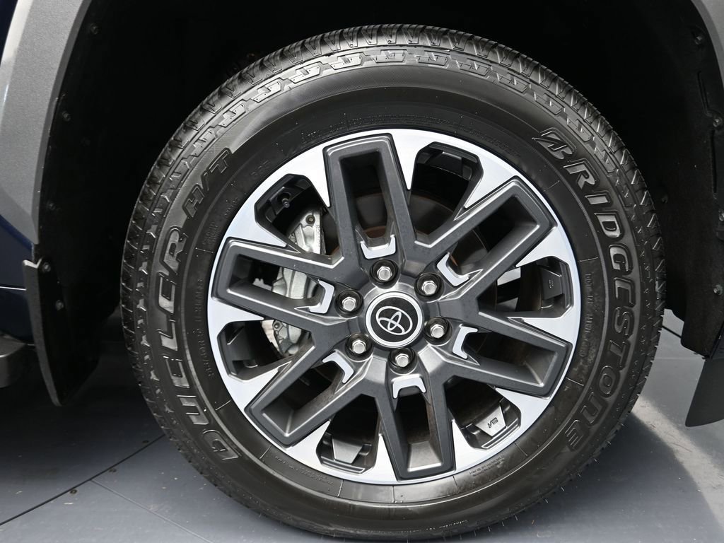 Used 2024 Toyota Sequoia Limited image 5