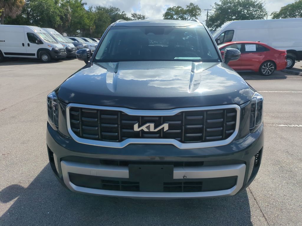 Used 2023 Kia Telluride S w/ S Sunroof Package FWD image 4