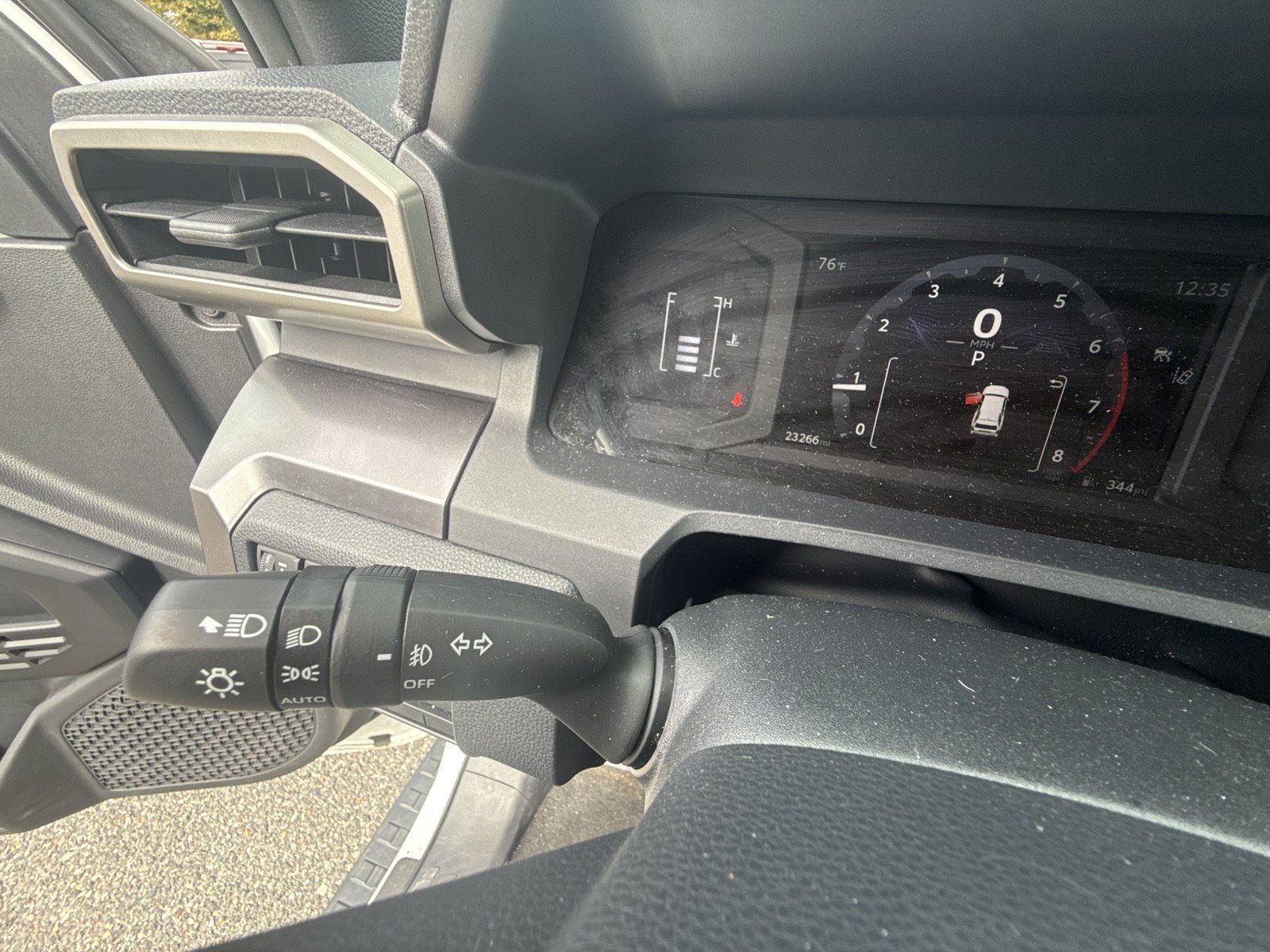 Used 2025 Toyota 4Runner SR5 AWD/4WD image 22