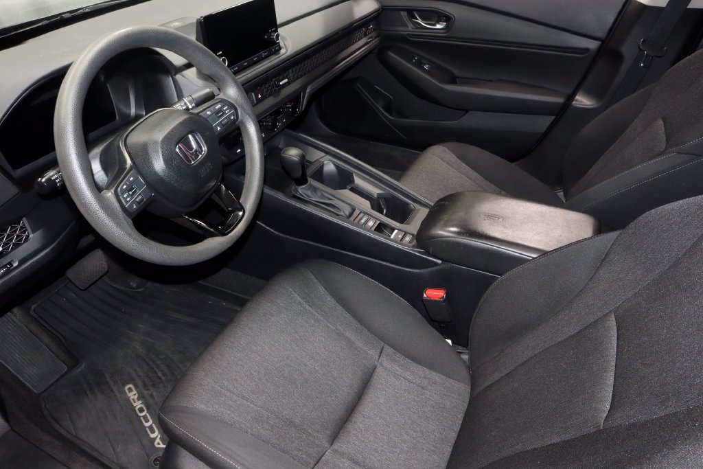 Used 2024 Honda Accord EX image 24