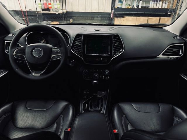 Used 2022 Jeep Cherokee Limited image 26