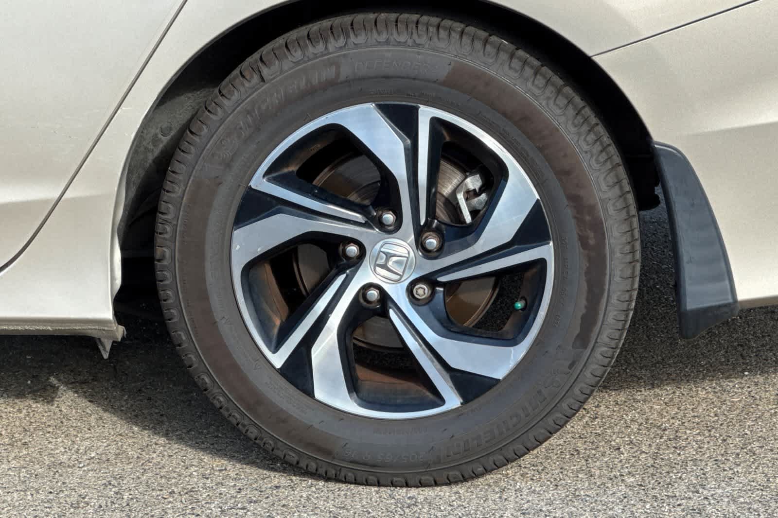 Used 2016 Honda Accord LX image 24