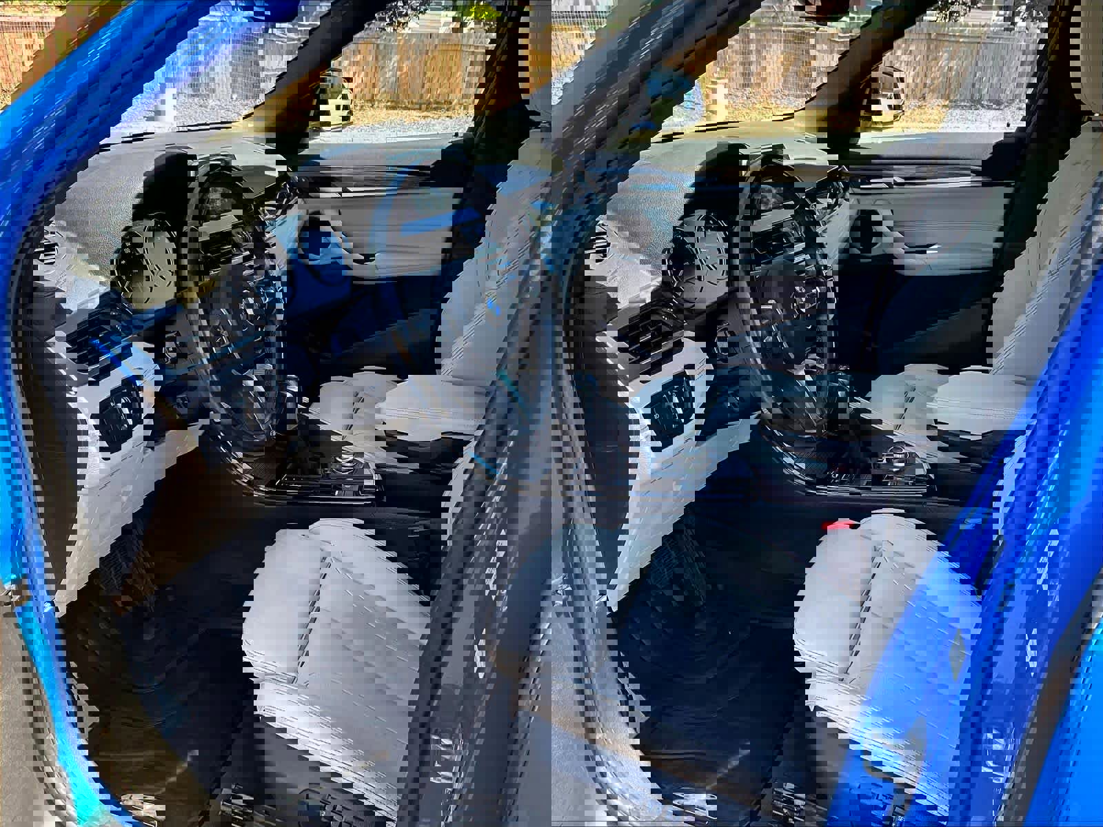 Used 2018 BMW X2 sDrive28i w/ M SportX Package image 16