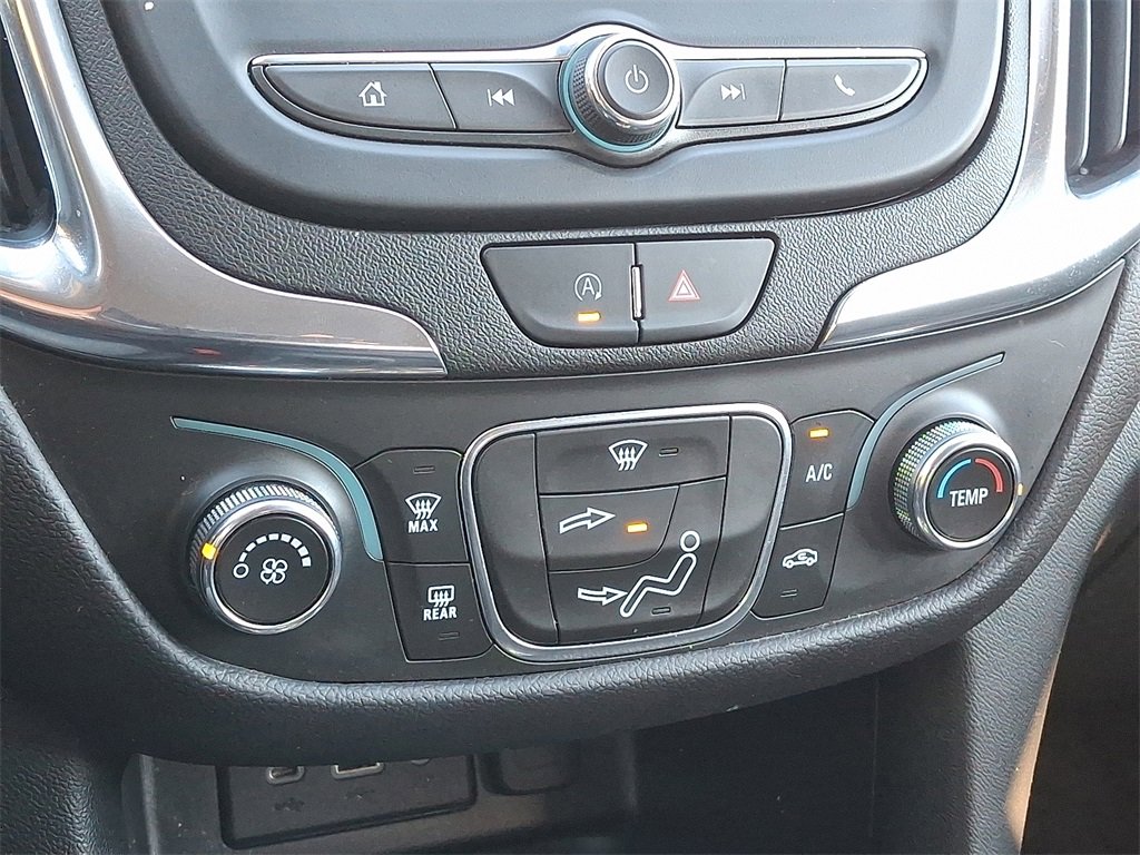 Used 2023 Chevrolet Equinox LT image 18