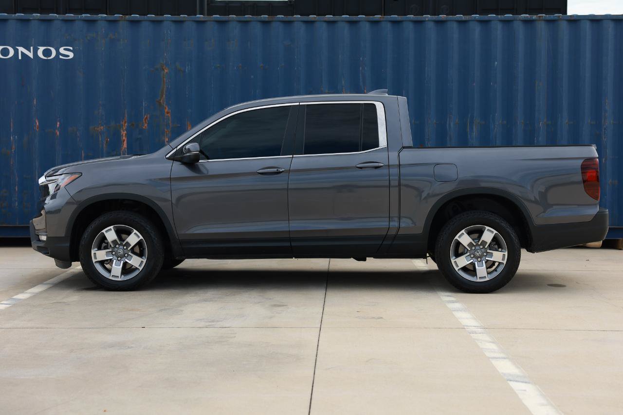 Used 2025 Honda Ridgeline RTL image 3