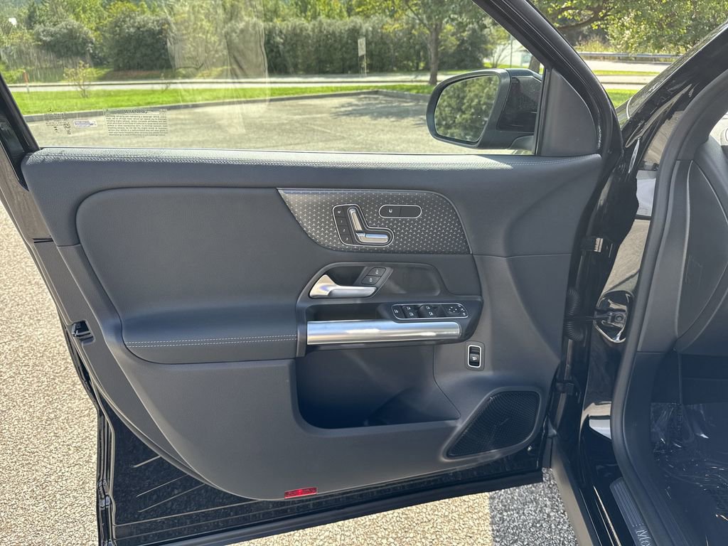 New 2026 Mercedes-Benz GLA 250 4MATIC image 15