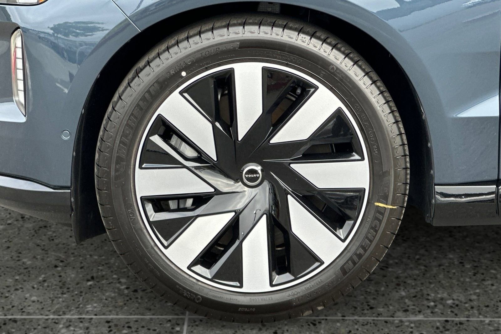 New 2025 Volvo EX90 Ultra AWD/4WD image 11