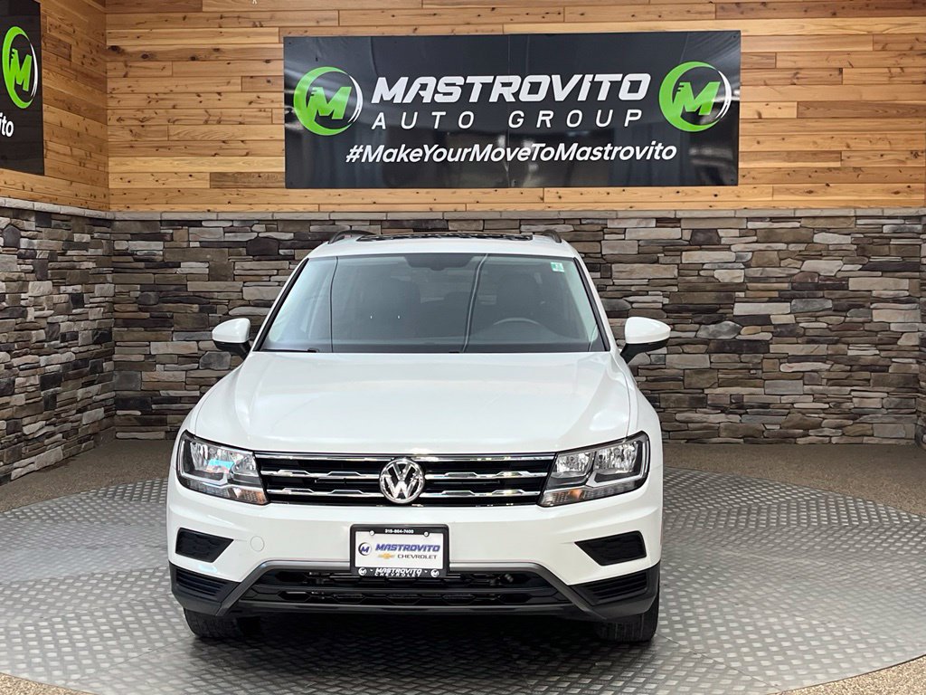 Used 2020 Volkswagen Tiguan SE w/ Panoramic Sunroof Package AWD/4WD image 5