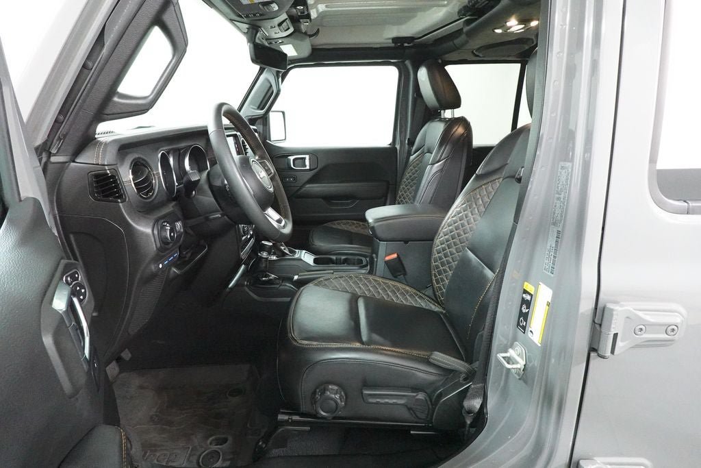 Used 2023 Jeep Wrangler Unlimited Sahara AWD/4WD image 26