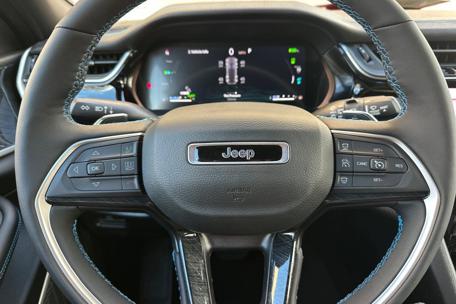 New 2023 Jeep Grand Cherokee Trailhawk w/ Advanced Protech Group II image 23