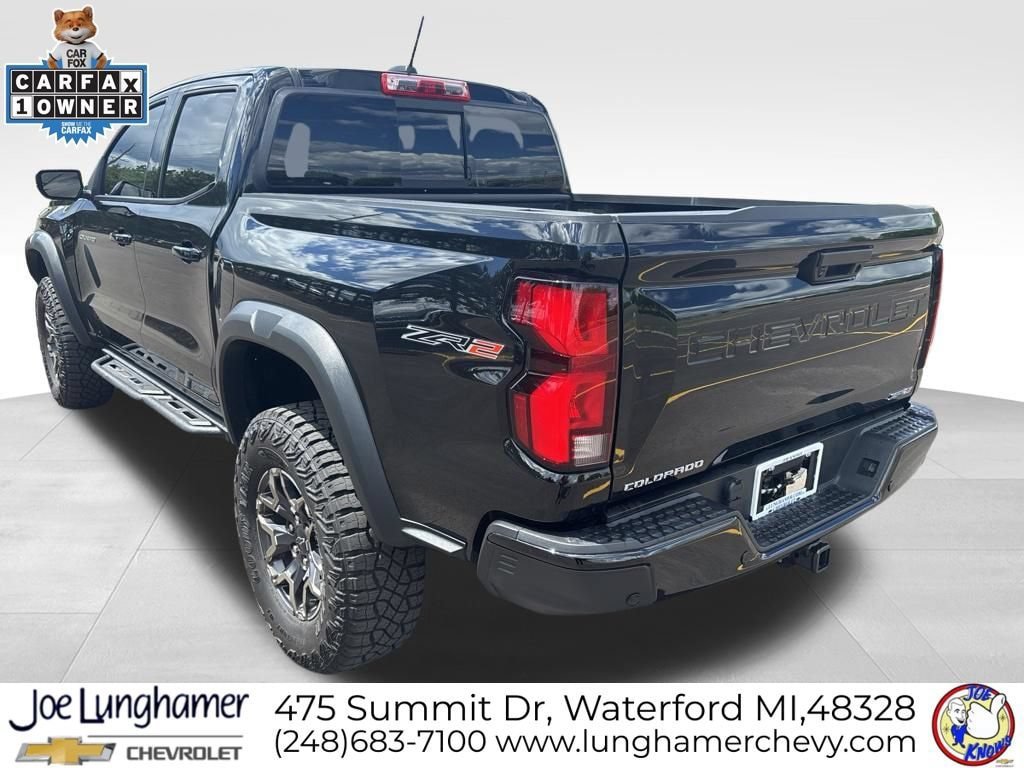 Used 2025 Chevrolet Colorado ZR2 w/ Technology Package AWD/4WD image 6