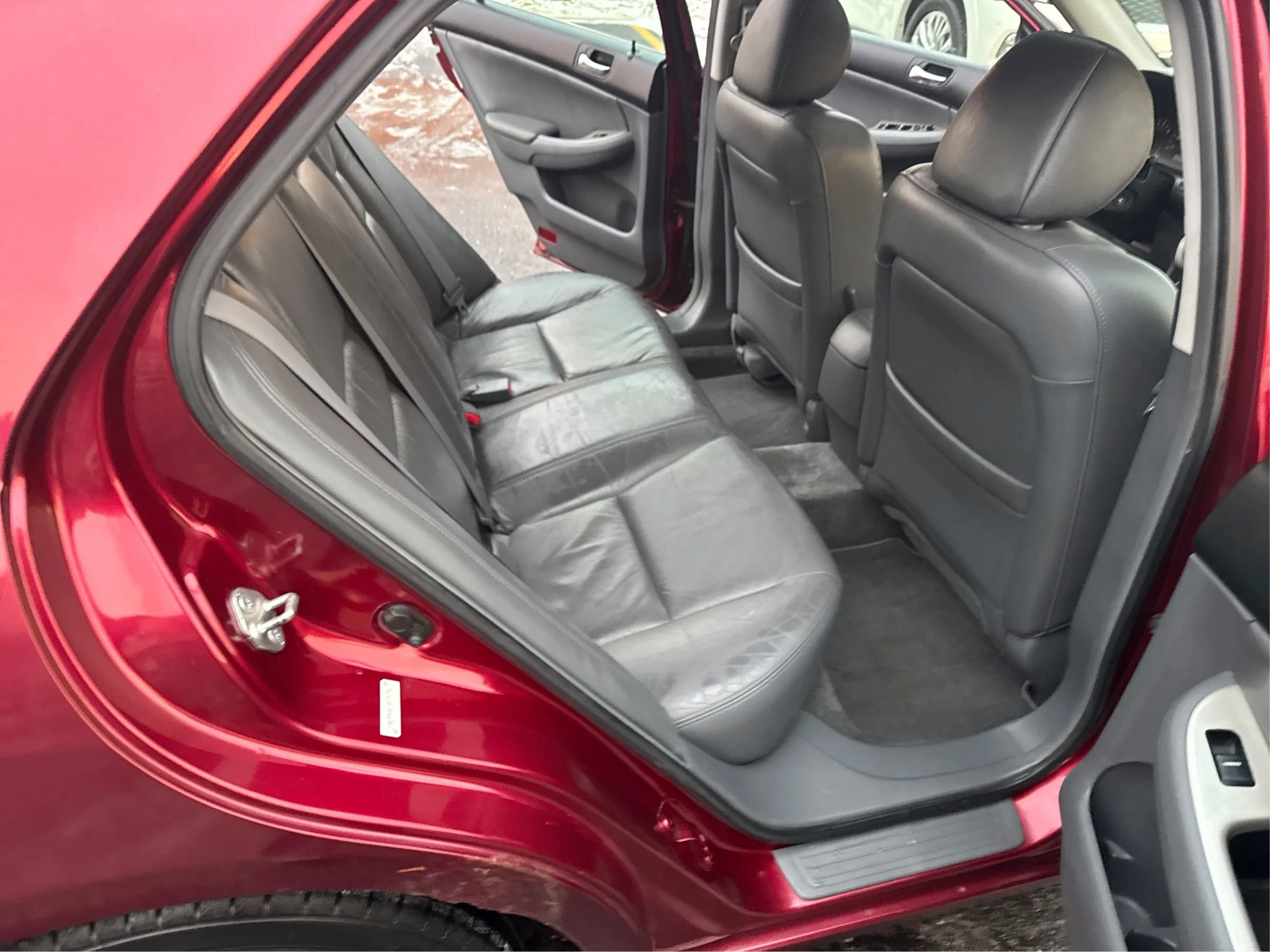 Used 2005 Honda Accord EX-L image 26