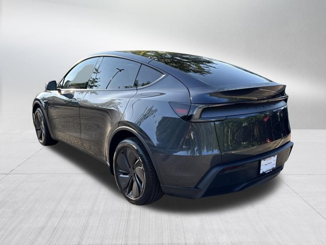 Used 2026 Tesla Model Y 2WD image 8