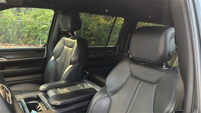 Used 2022 Jeep Wagoneer Series III w/ Convenience Group I image 25