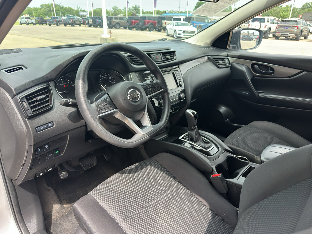 Used 2020 Nissan Rogue Sport S FWD image 12