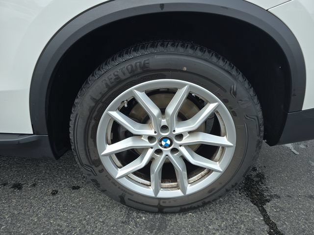 Used 2021 BMW X5 xDrive40i w/ Premium Package 3 AWD/4WD image 18