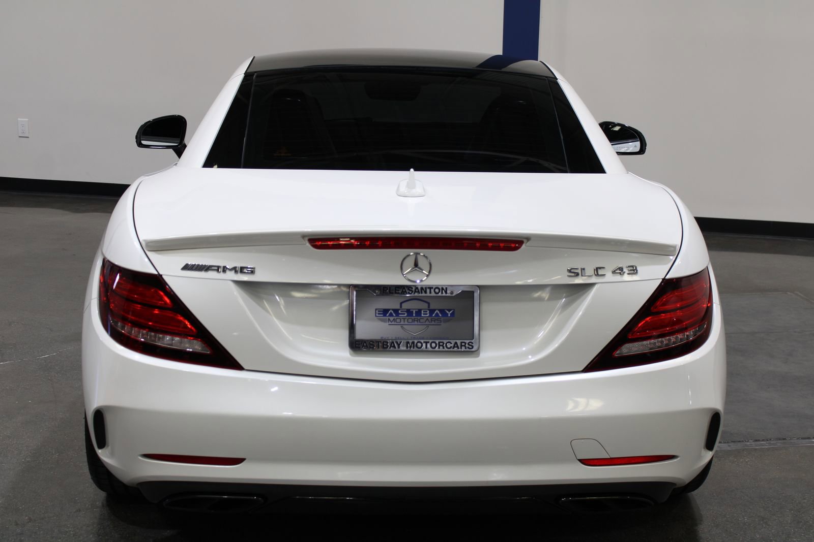 Used 2019 Mercedes-Benz SLC 43 AMG image 11
