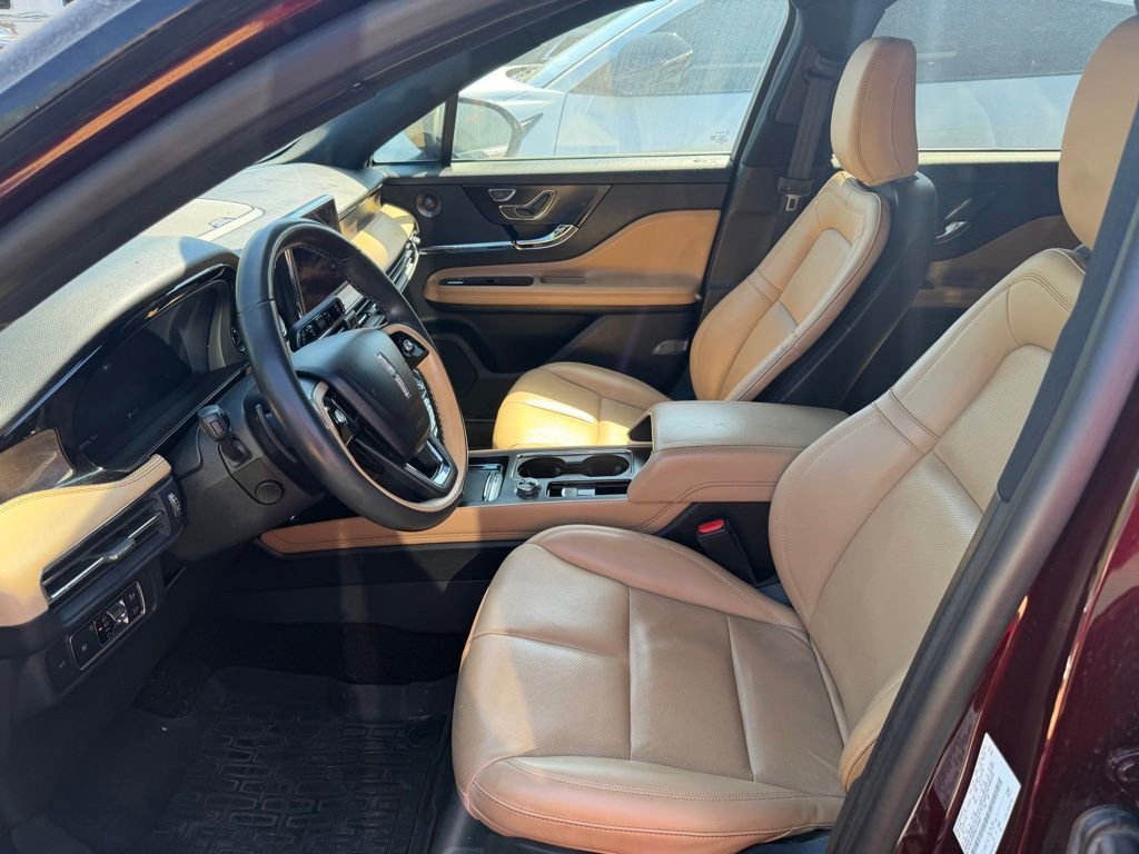 Used 2021 Lincoln Corsair Reserve AWD/4WD image 9