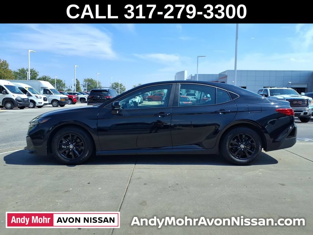Used 2025 Toyota Camry LE FWD image 5
