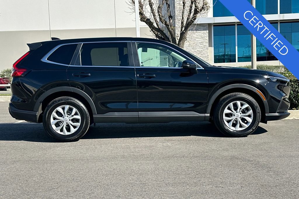 Certified 2025 Honda CR-V LX image 3