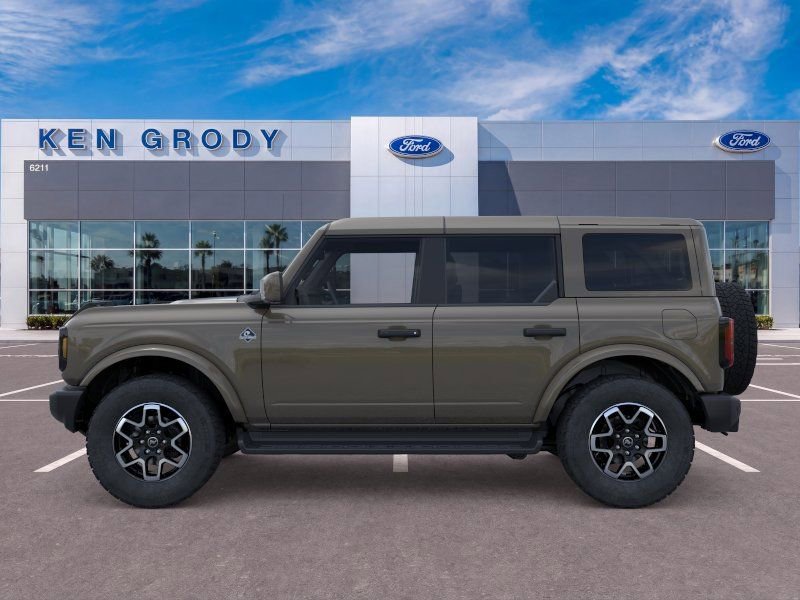 New 2026 Ford Bronco Outer Banks AWD/4WD image 4