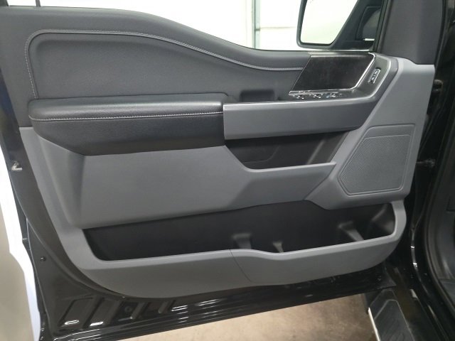 Used 2022 Ford F150 XLT w/ Equipment Group 302A High image 17