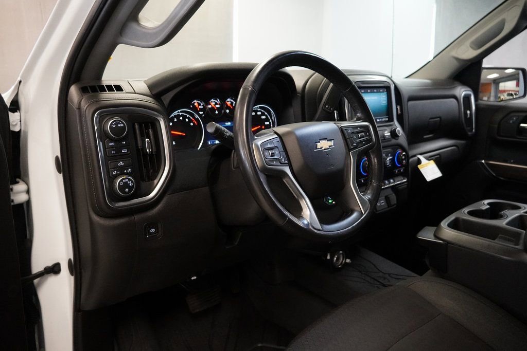 Used 2020 Chevrolet Silverado 1500 LT w/ All-Star Edition image 6