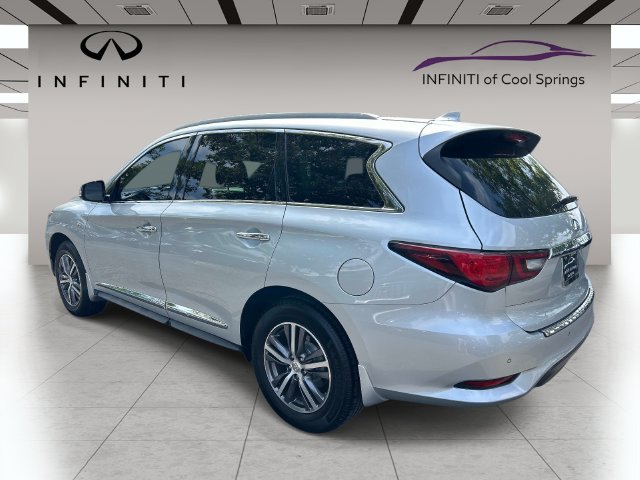 Used 2020 INFINITI QX60 Luxe w/ Essential Package FWD image 5