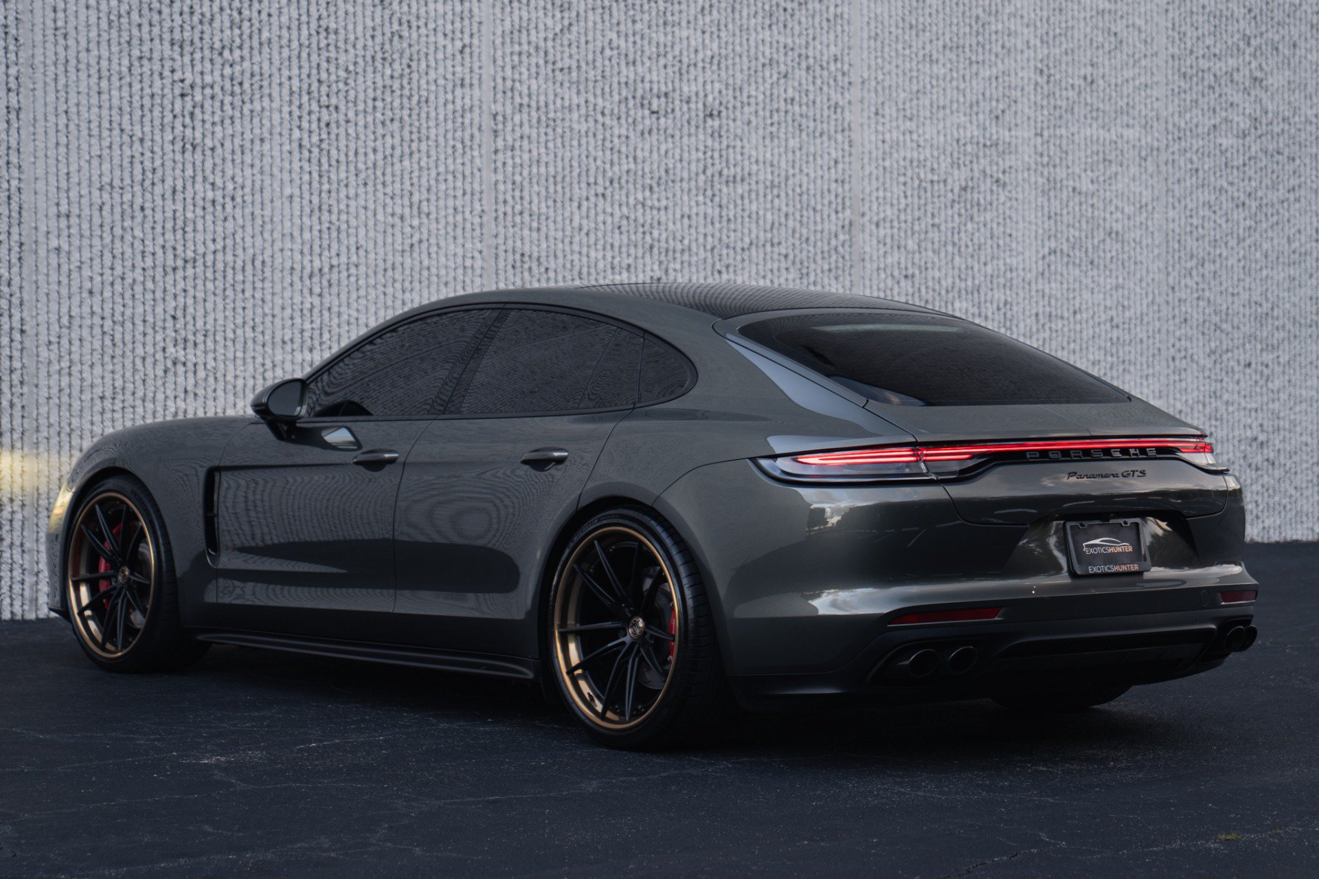Used 2023 Porsche Panamera GTS AWD/4WD image 5