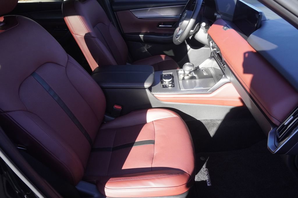 Used 2025 MAZDA CX-70 Plug-In Hybrid w/ Premium Plus image 23