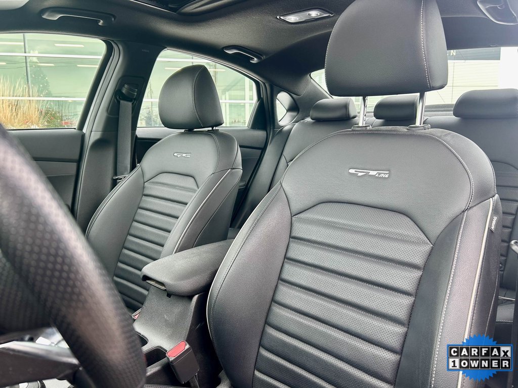 Used 2024 Kia Forte GT-Line w/ GT-Line Premium Package image 9