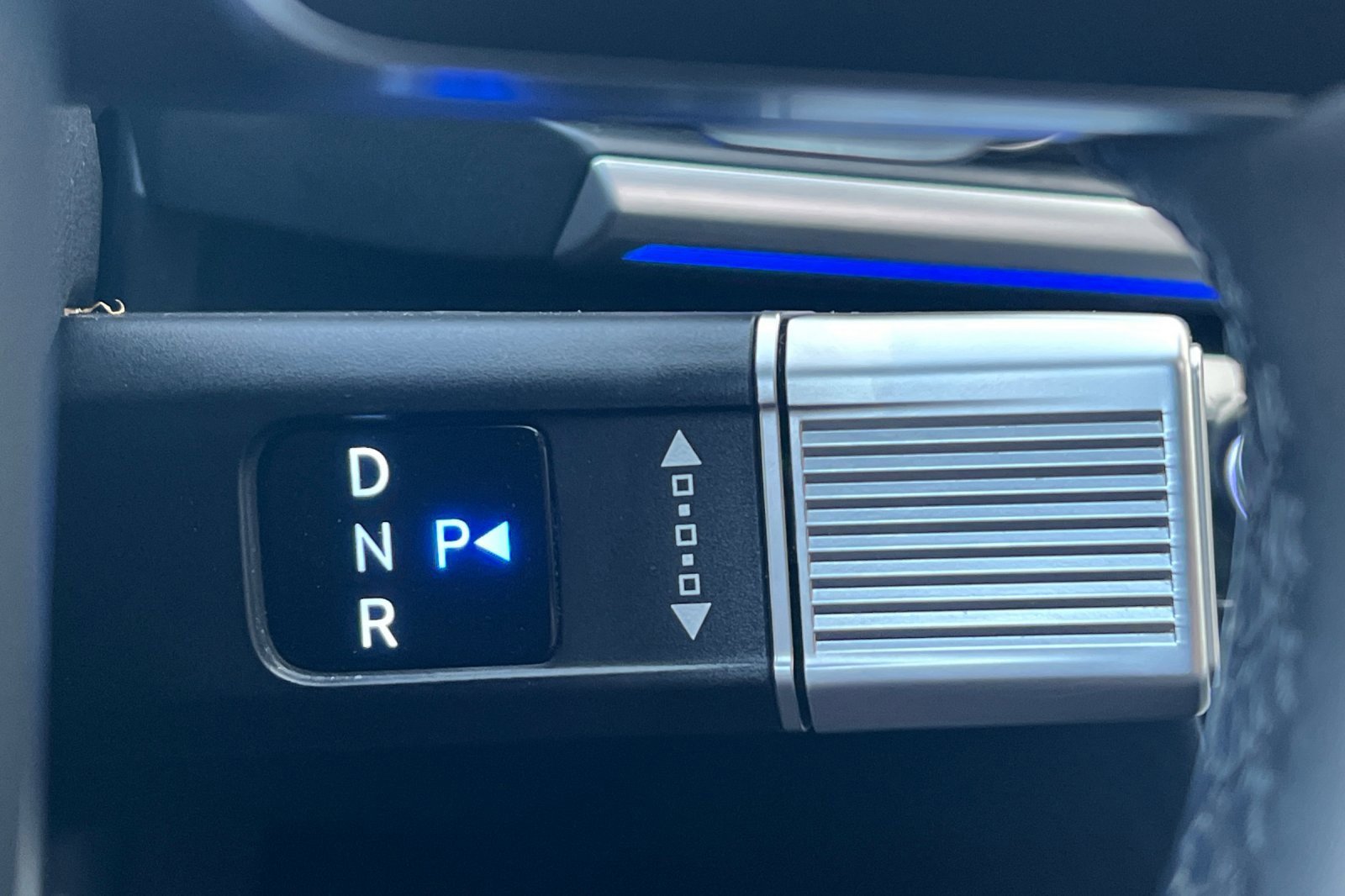 Used 2024 Hyundai Santa Fe Limited image 25