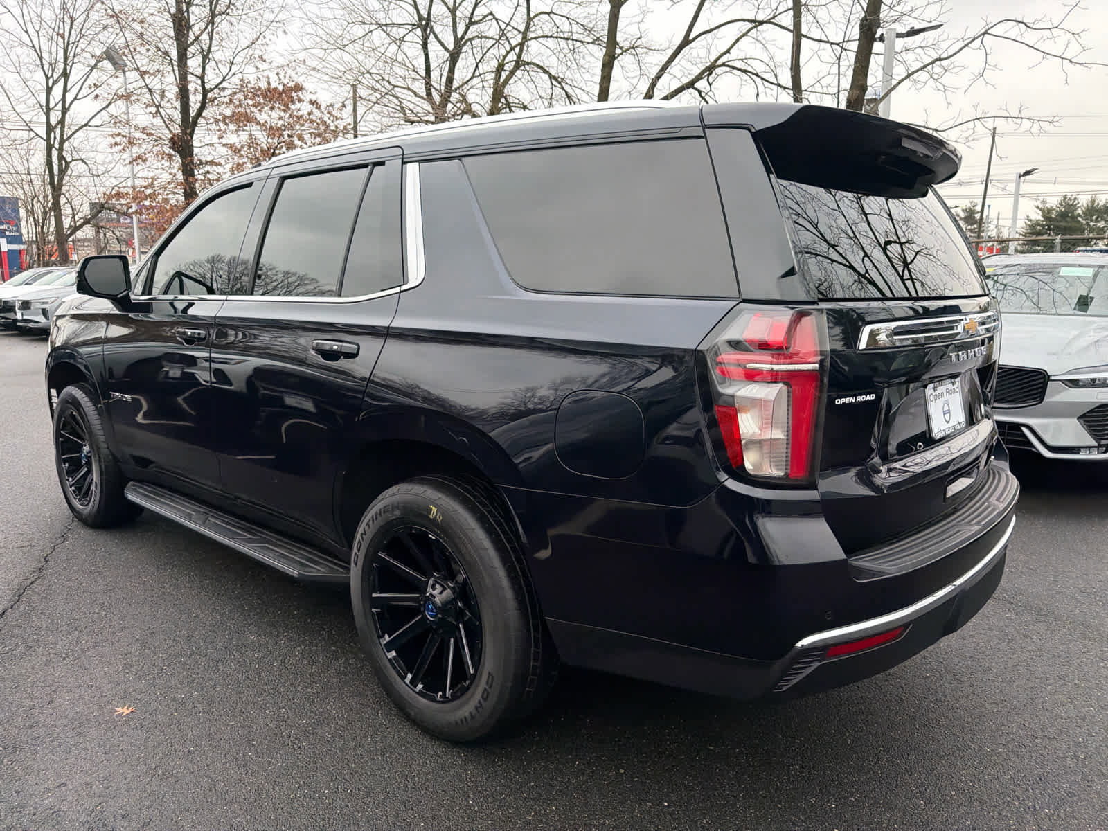 Used 2022 Chevrolet Tahoe LT w/ LT Signature Package image 28