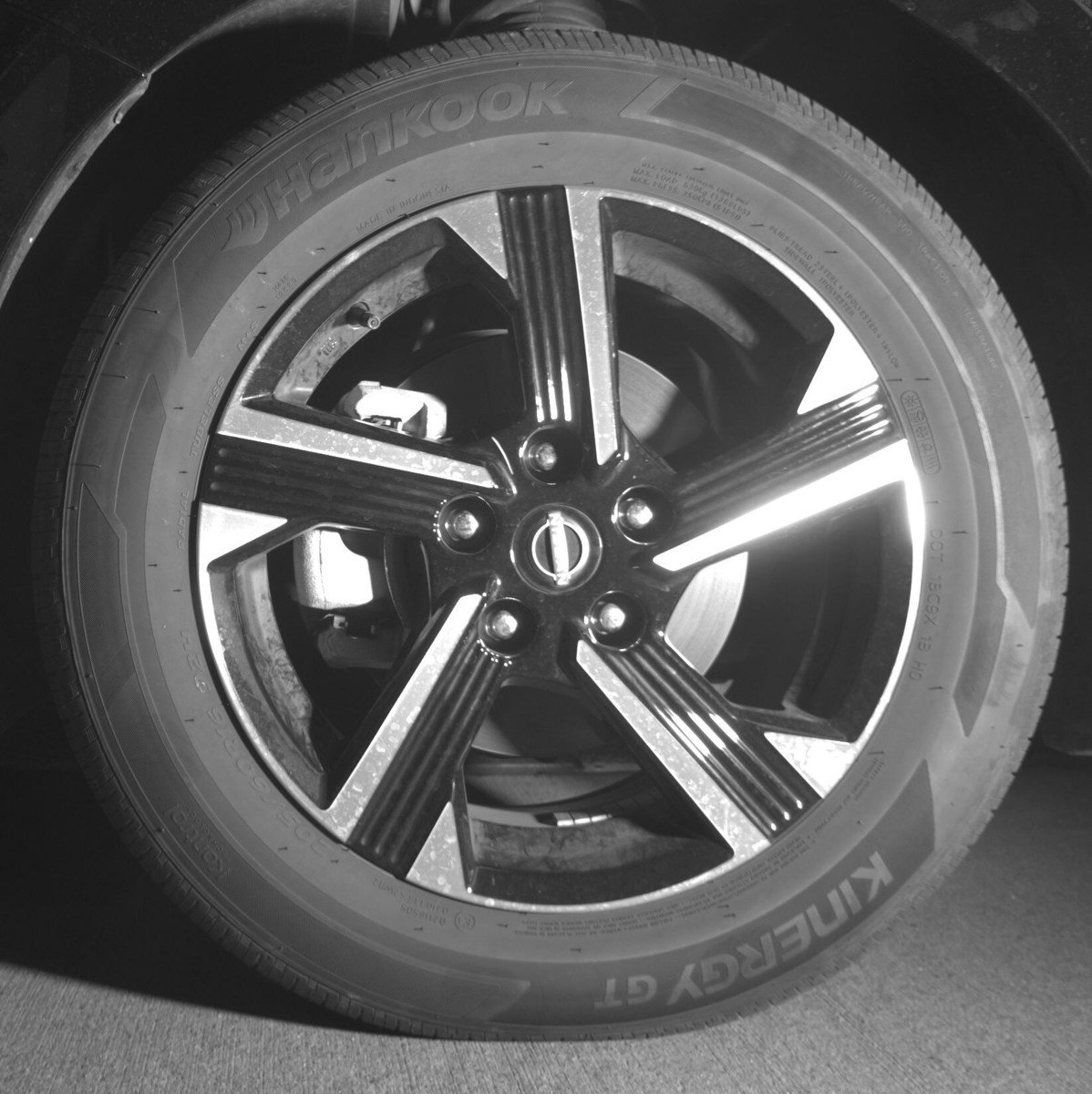 Used 2025 Nissan Sentra SV image 9