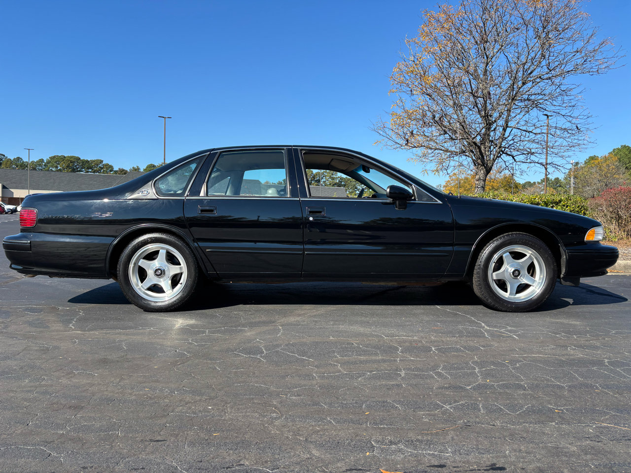 Used 1994 Chevrolet Impala SS image 27