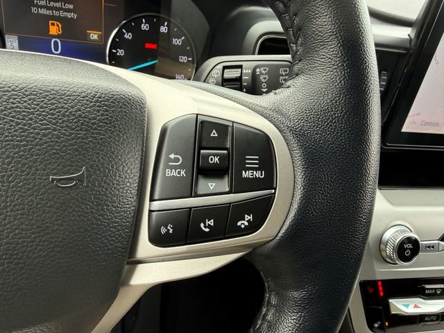 Used 2022 Ford Explorer XLT w/ Equipment Group 202A image 18