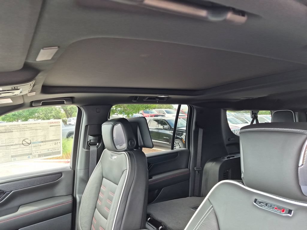 New 2026 GMC Yukon XL AT4 Ultimate AWD/4WD image 33