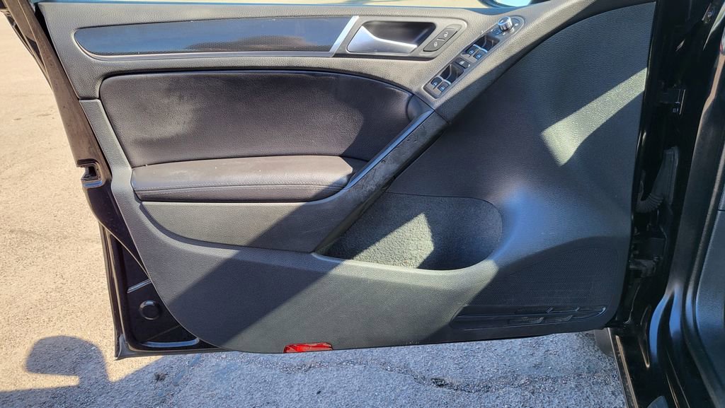 Used 2014 Volkswagen GTI Driver's Edition FWD image 23