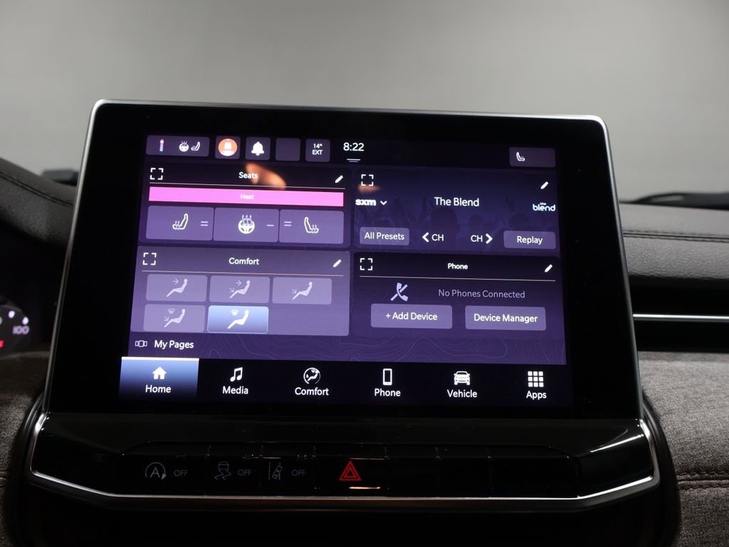 Used 2023 Jeep Compass Latitude image 24