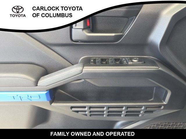Used 2025 Toyota 4Runner TRD Off-Road AWD/4WD image 10