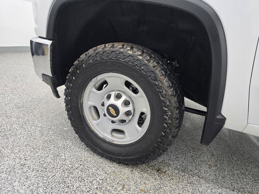 Used 2023 Chevrolet Silverado 2500 W/T w/ WT Safety Package AWD/4WD image 30