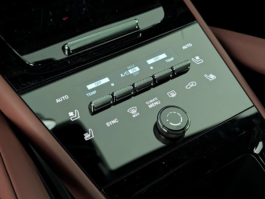 New 2026 Porsche Cayenne AWD/4WD image 34