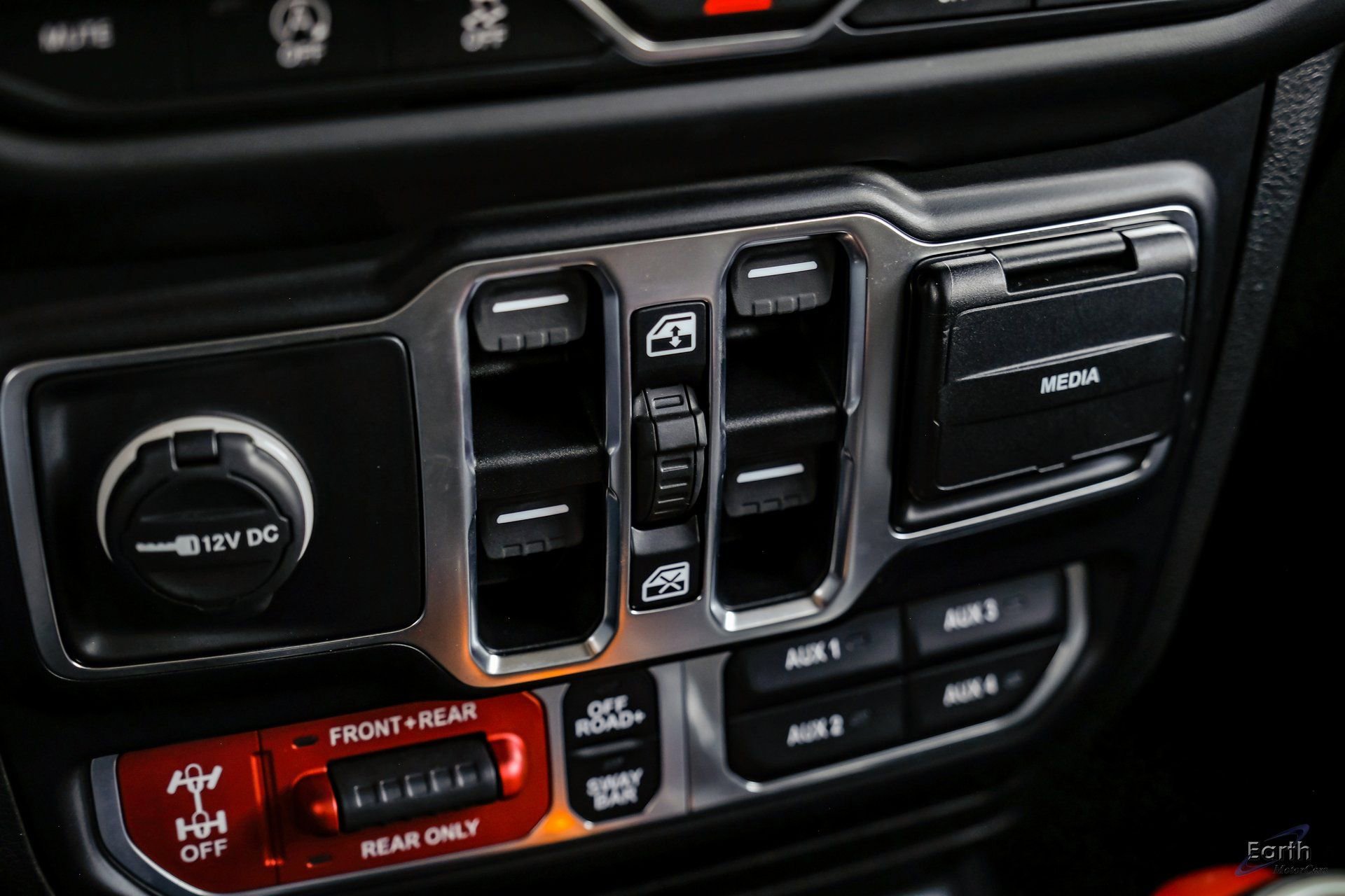 Used 2020 Jeep Gladiator Rubicon AWD/4WD image 64